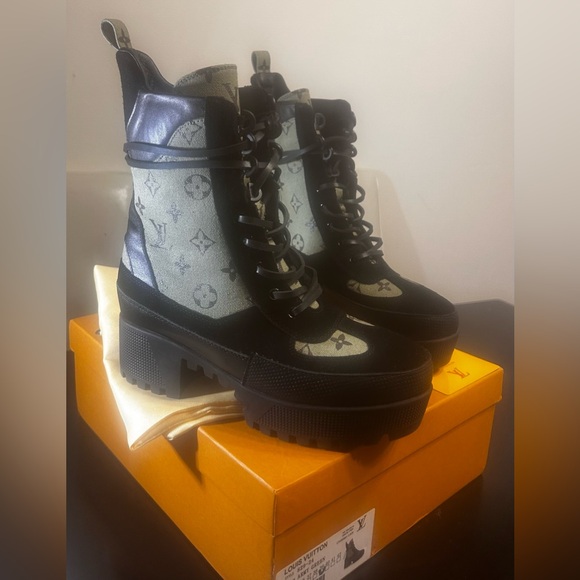 Louis Vuitton Platform Desert Boots w Box - Picture 1 of 10